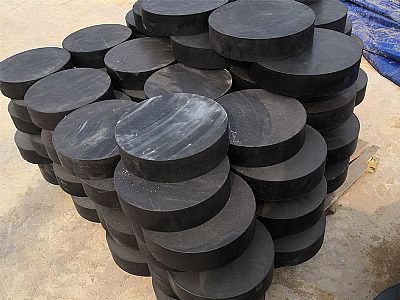 华宁县板式橡胶支座由若干层橡胶片与薄钢板经加压硫化